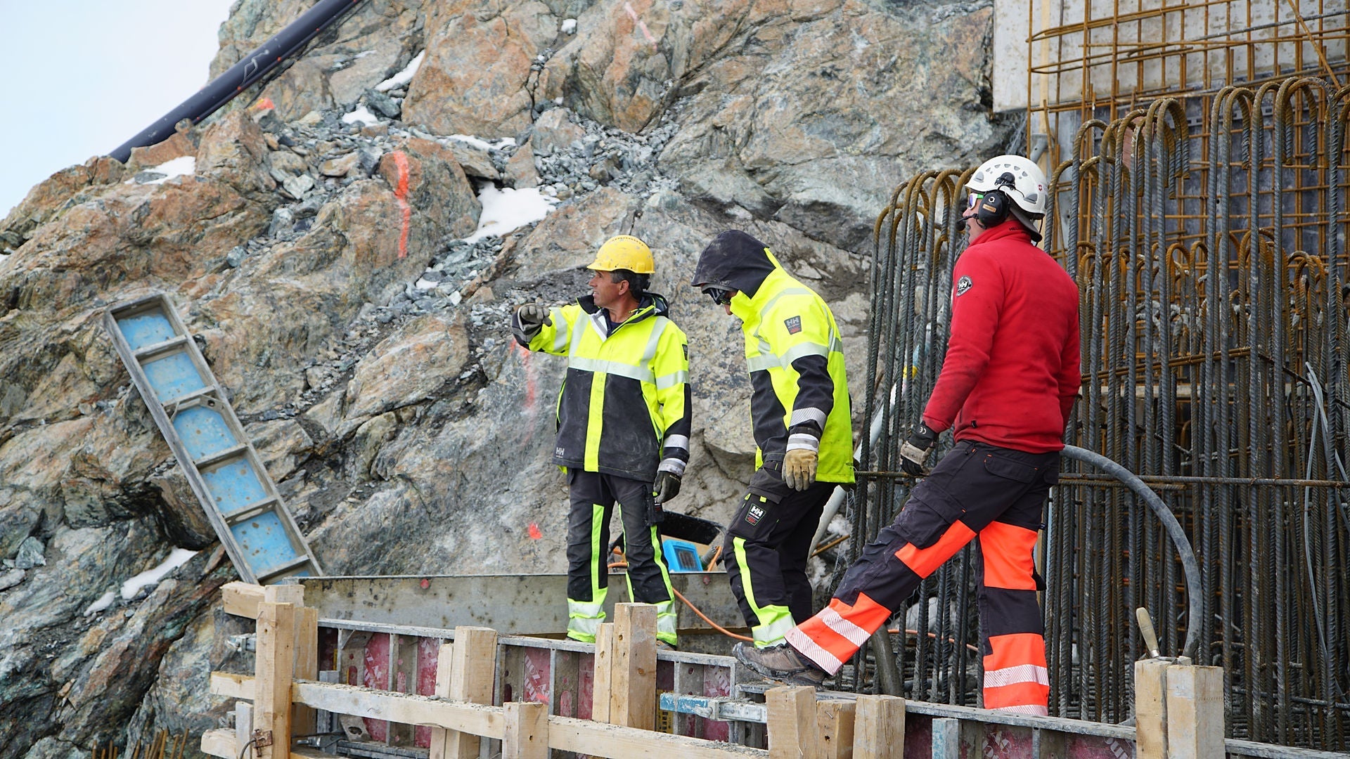 Helly Hansen Workwear | ICU Hi-Vis Collection